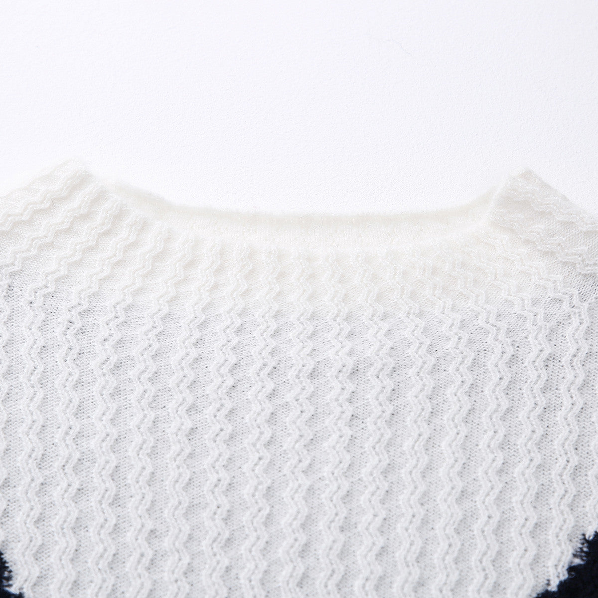 100% Cashmere Mock Neck Knitted Sweater