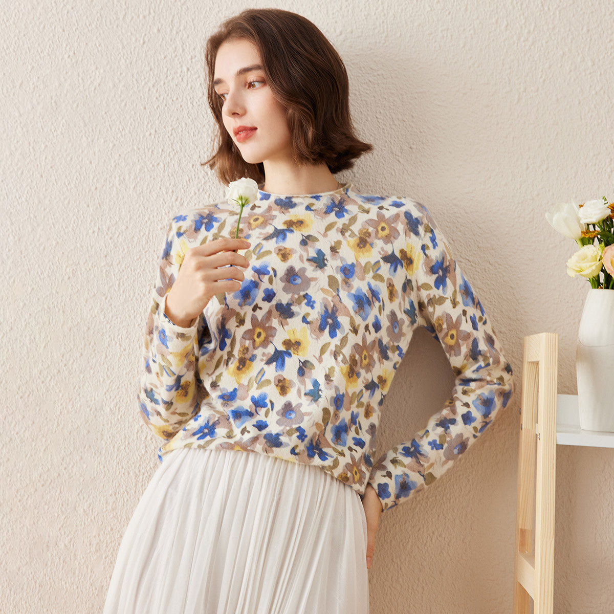 100% Cashmere Elegant Floral Print Sweater