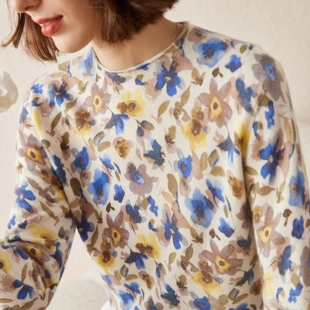 100% Cashmere Elegant Floral Print Sweater