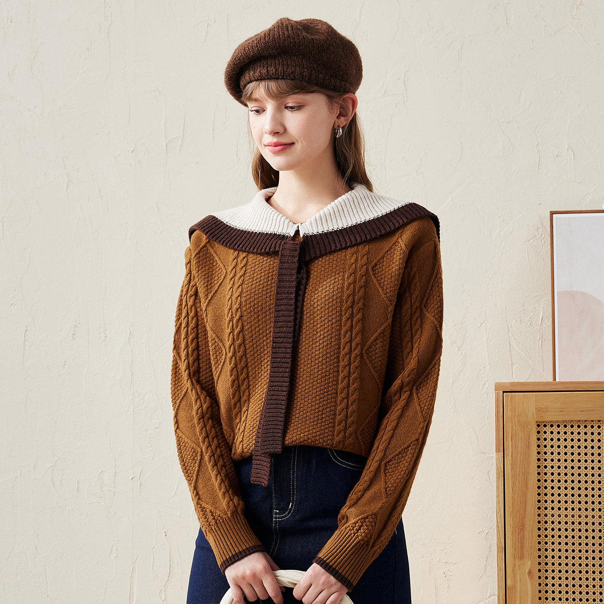 100% Wool Elegant Cable Knit Sweater with Bow Collar