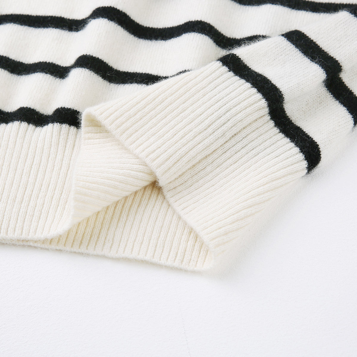 100% Cashmere Striped Zip Collar Knitted Sweater