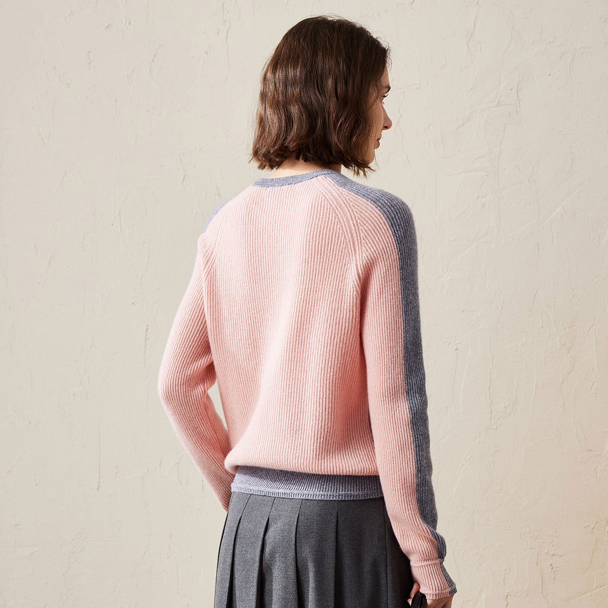 100% Cashmere Color Block Raglan Sleeve Knit Sweater