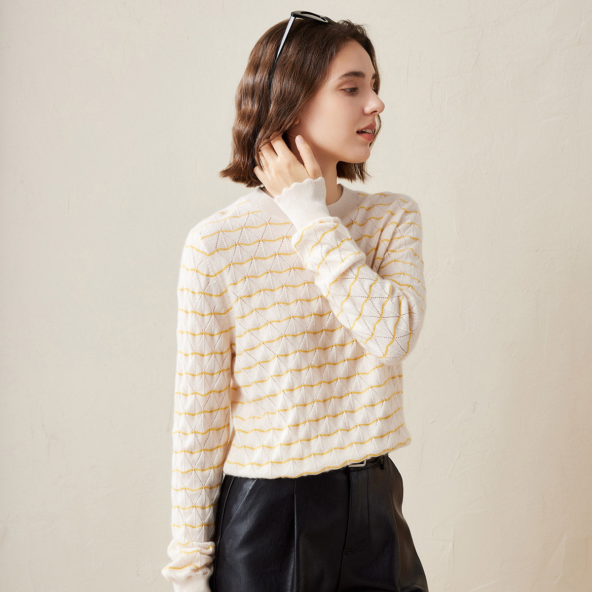 100% Cashmere Scallop Trim Knit Sweater