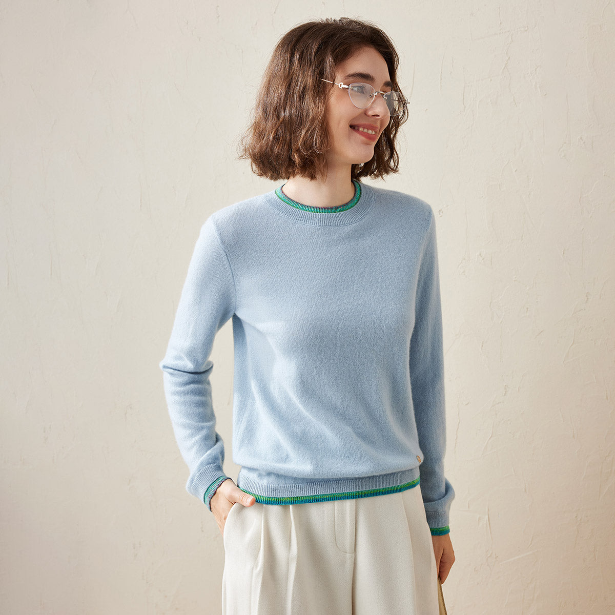 100% Cashmere Color-Accented Soft Knit Pullover Sweater