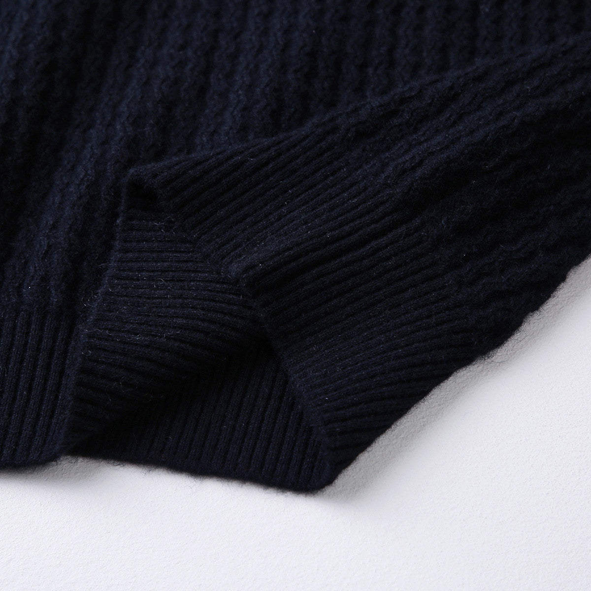 100% Cashmere Mock Neck Knitted Sweater