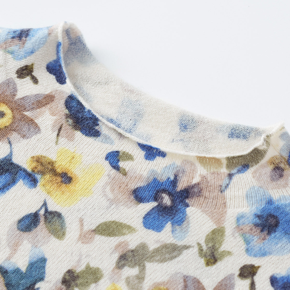 100% Cashmere Elegant Floral Print Sweater