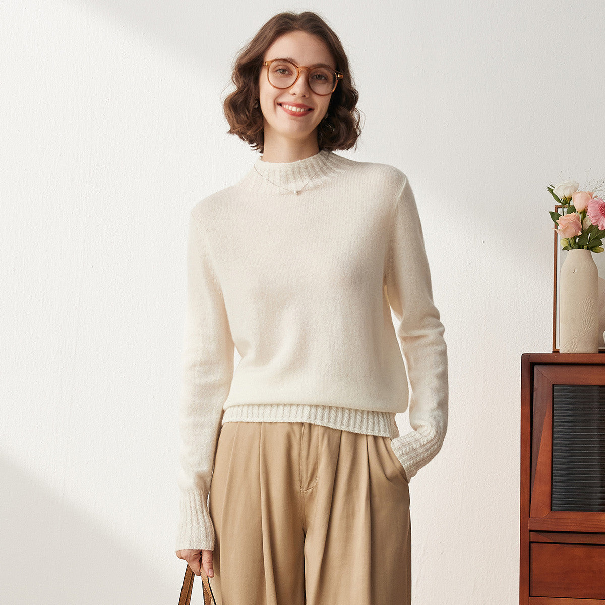 100% Cashmere Mock Neck Knit Sweater