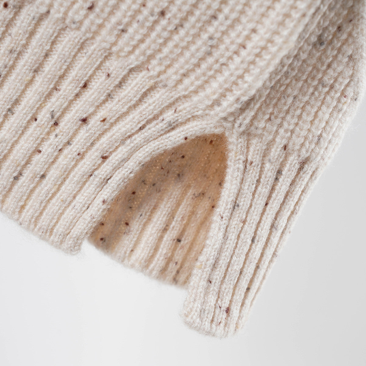 100% Cashmere Cozy Diamond Knit Turtleneck Sweater