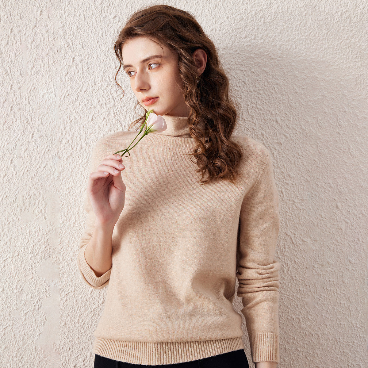 100% Wool Ribbed Design Turtleneck Sweater