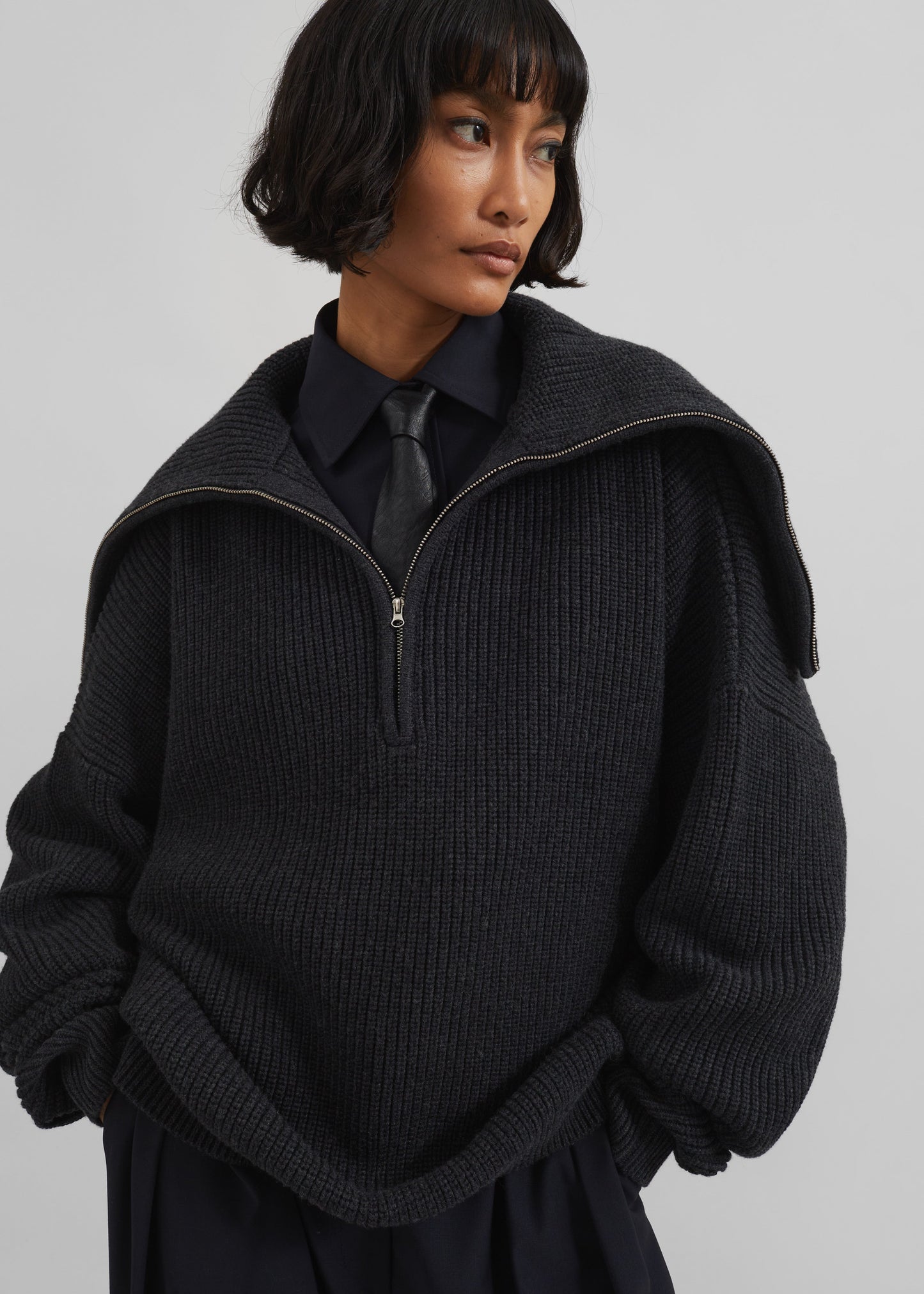 Hazel Oversized Wool Jumper - Dark Grey