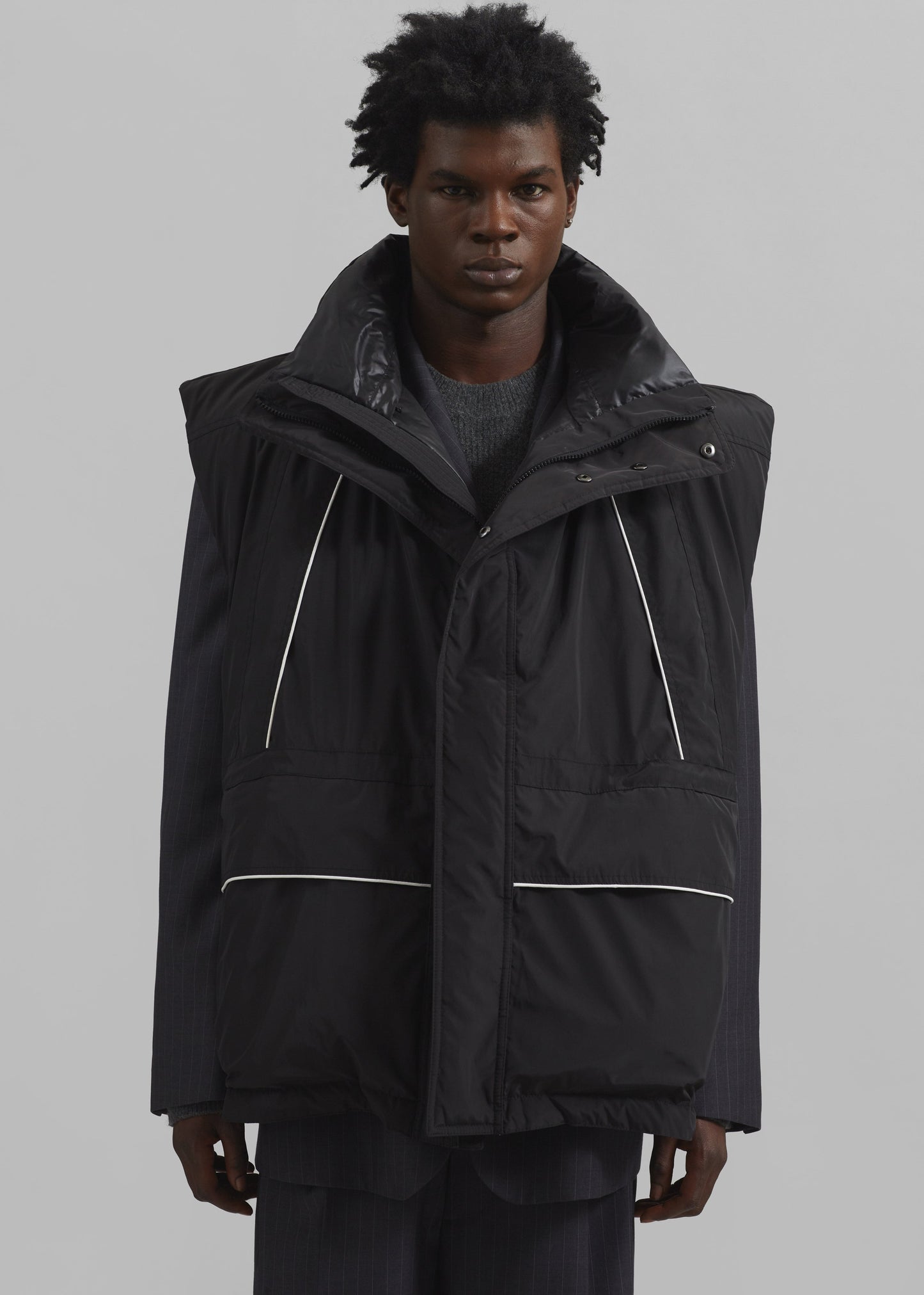 Calais Oversized Sleeveless Puffer Jacket - Black