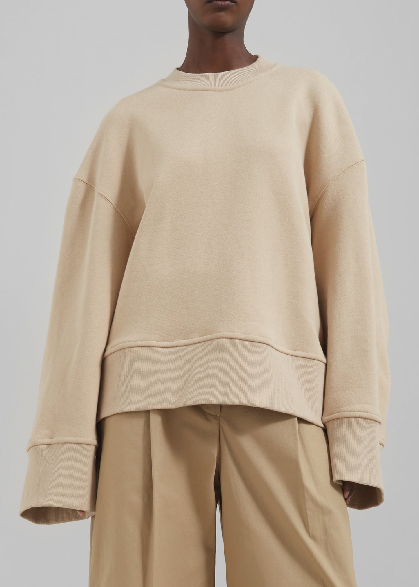 Clea Sweatshirt - Beige