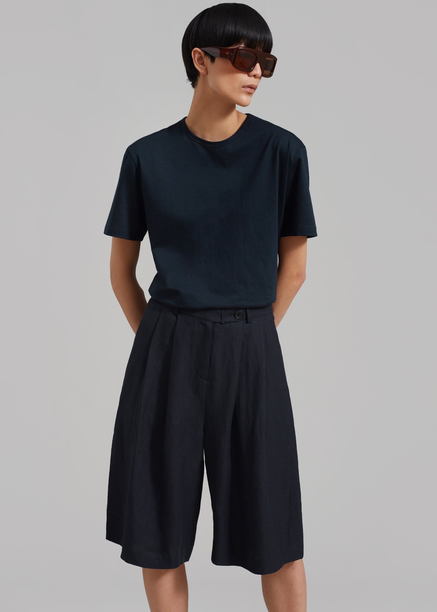 Connell Boxy Tee - Navy