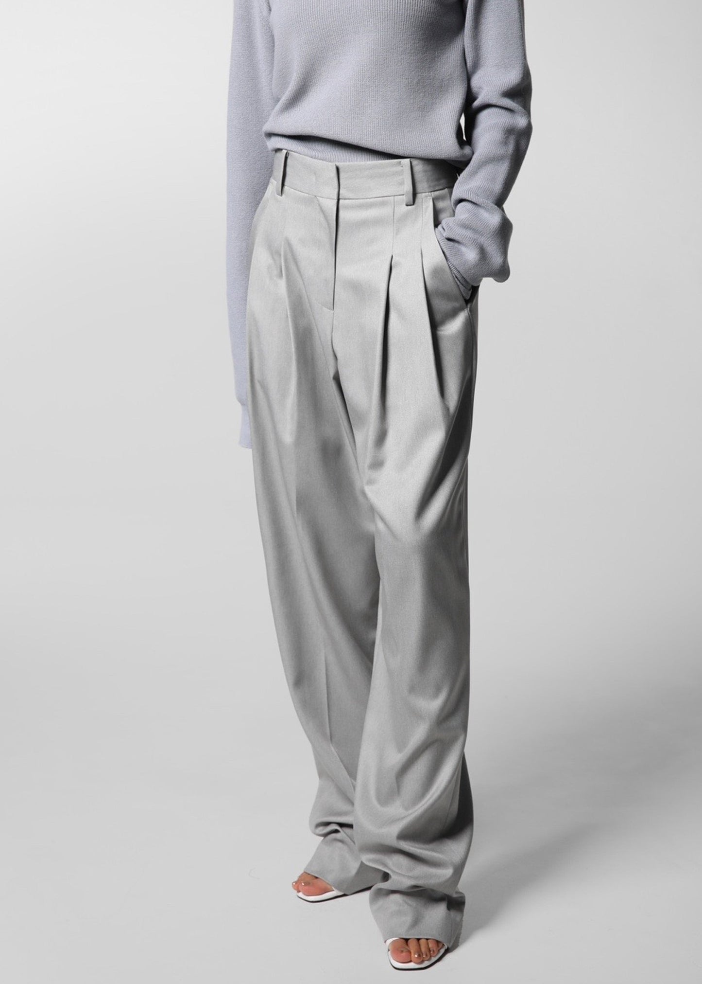 Cooper Pintuck Trousers - Grey