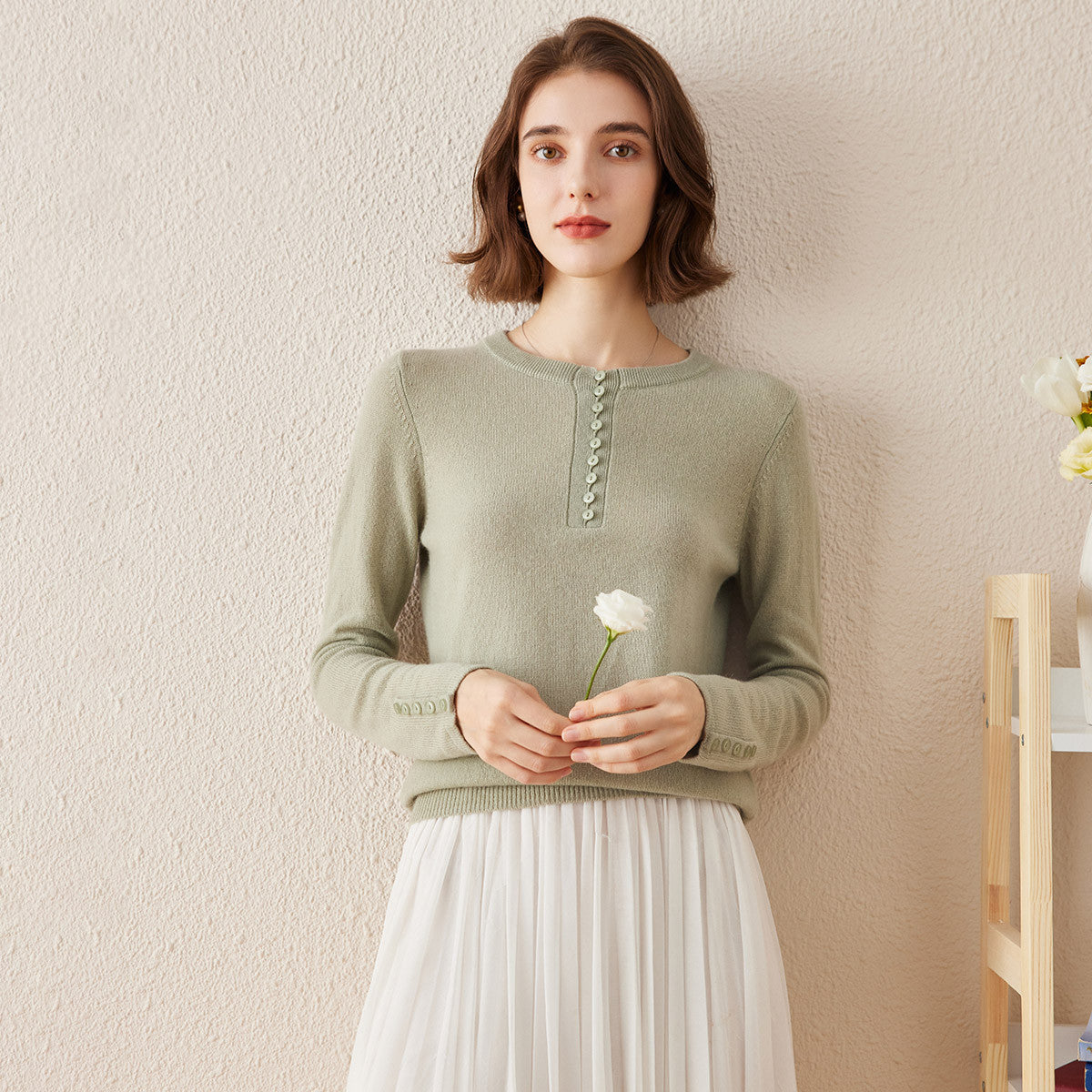 100% Cashmere Round Neck Knit Sweater