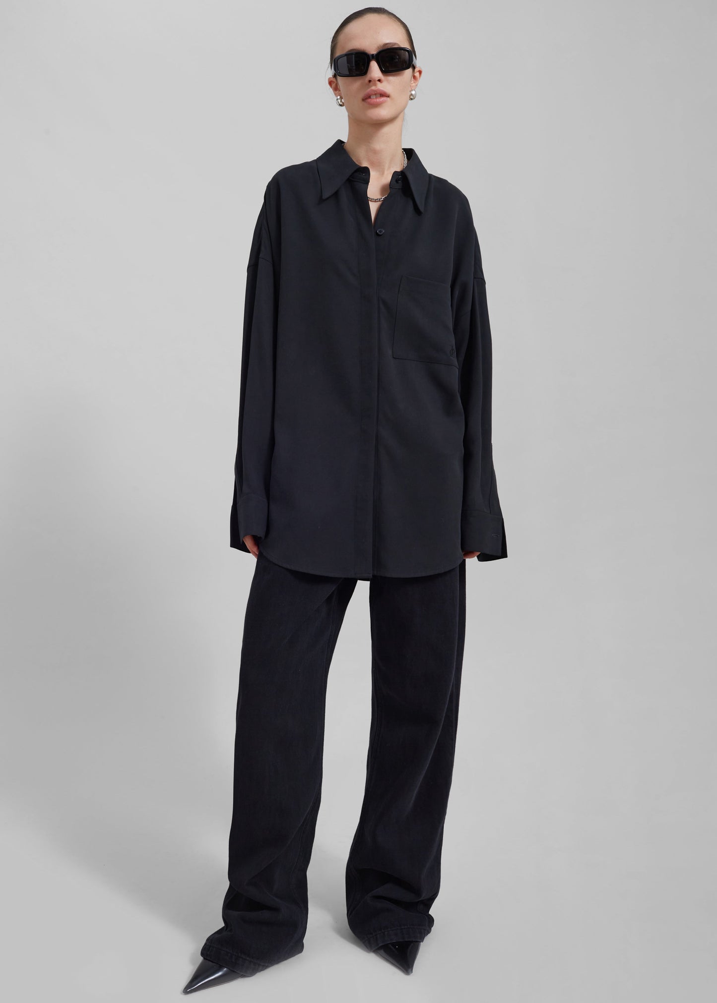 Della Midweight Button Up Shirt - Black