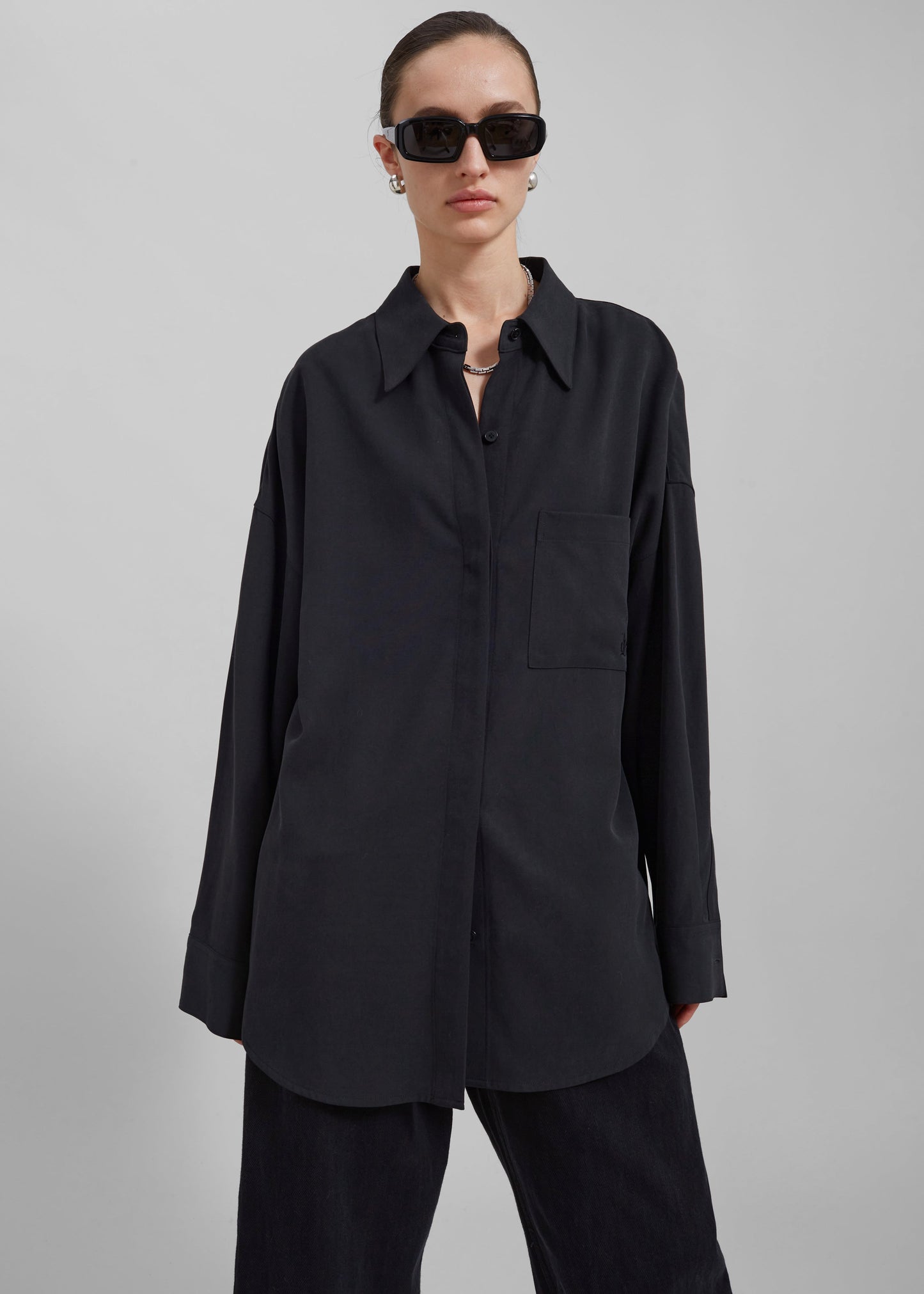 Della Midweight Button Up Shirt - Black