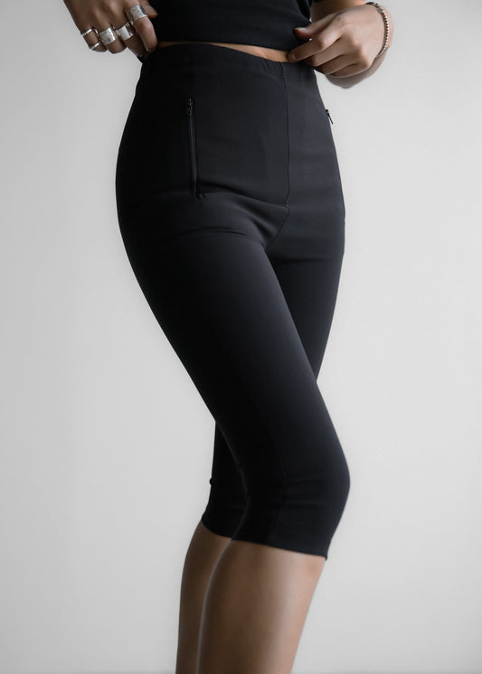 Desara Capri Leggings - Black