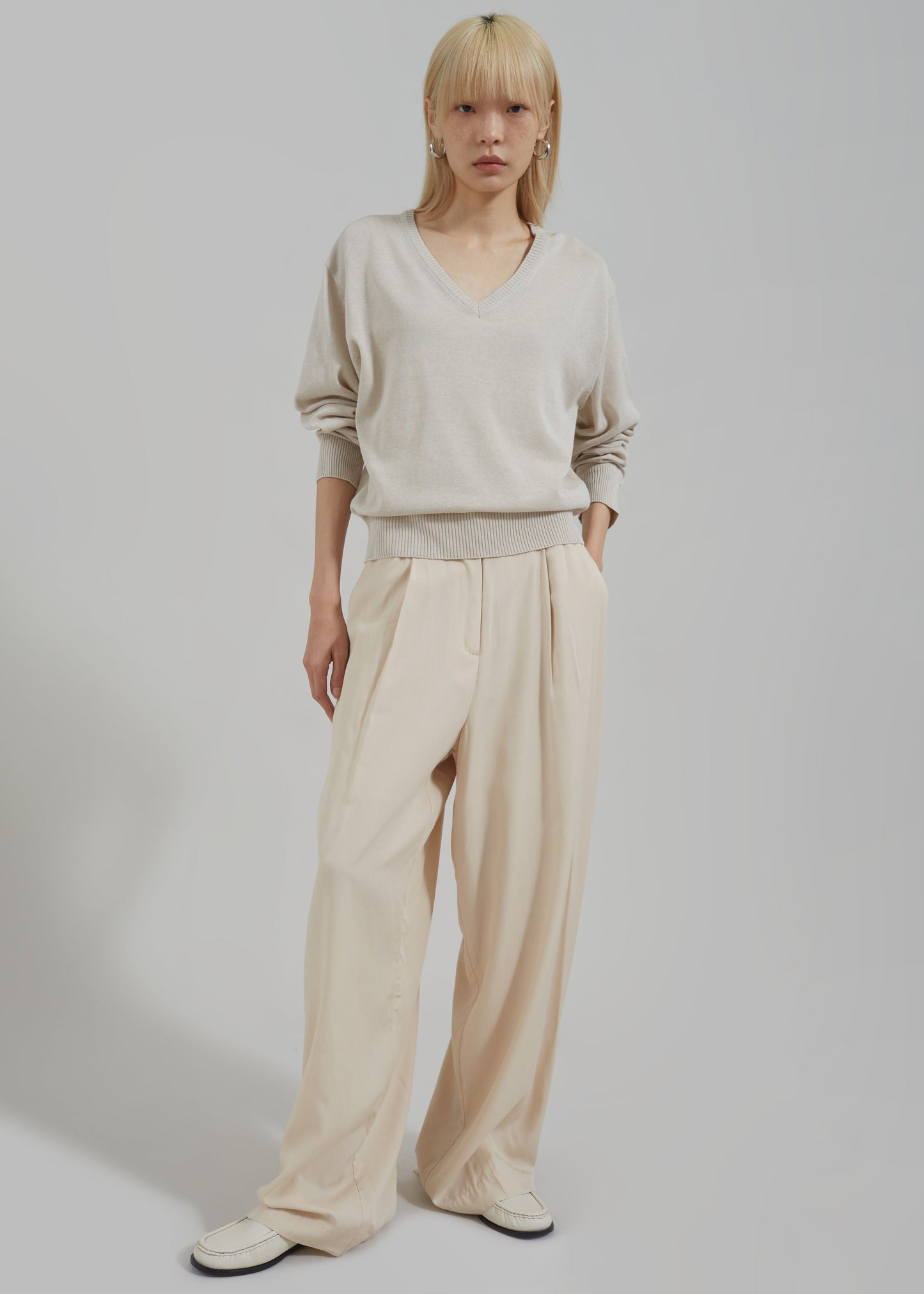 Eliora V Neck Sweater - Beige