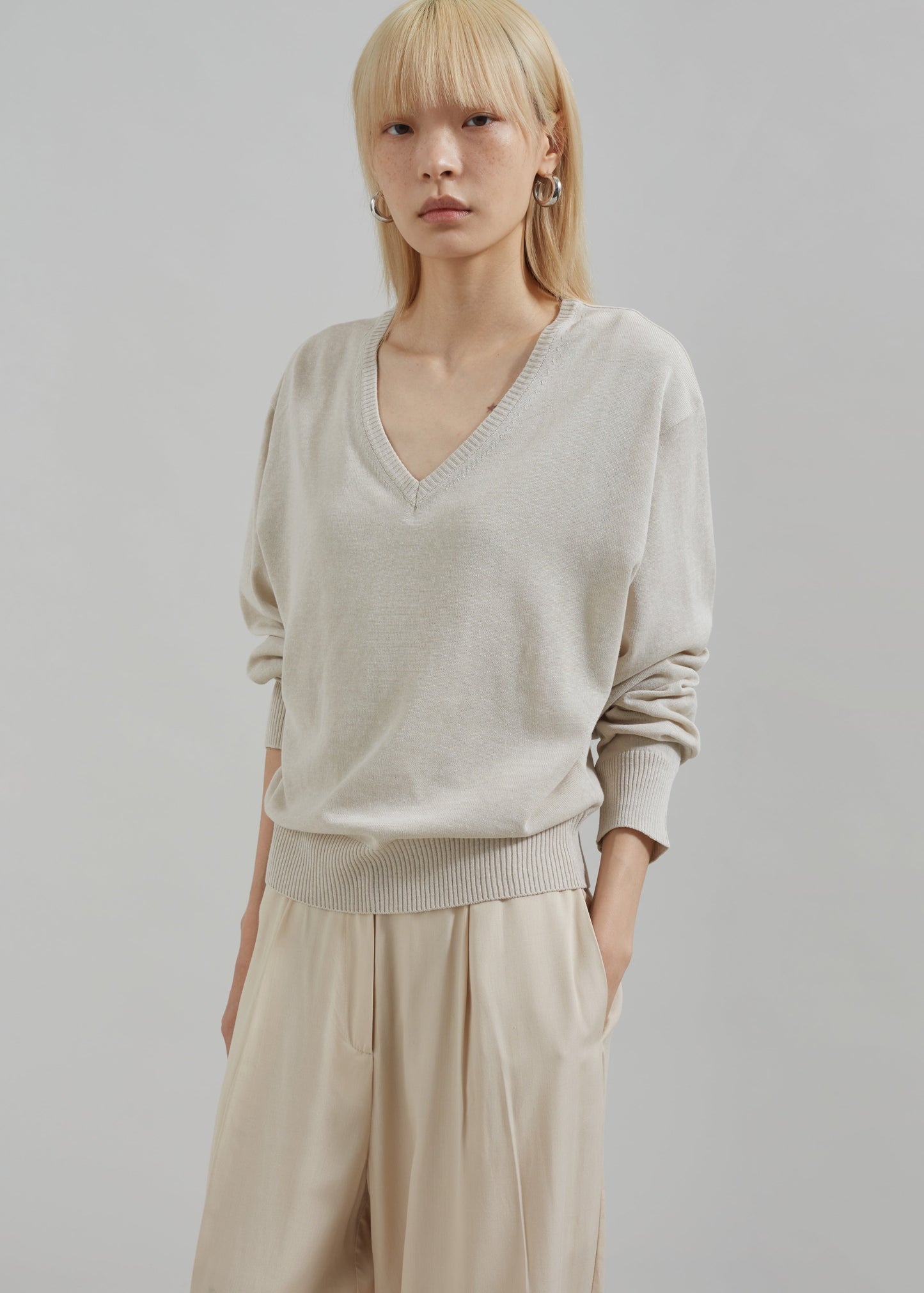 Eliora V Neck Sweater - Beige