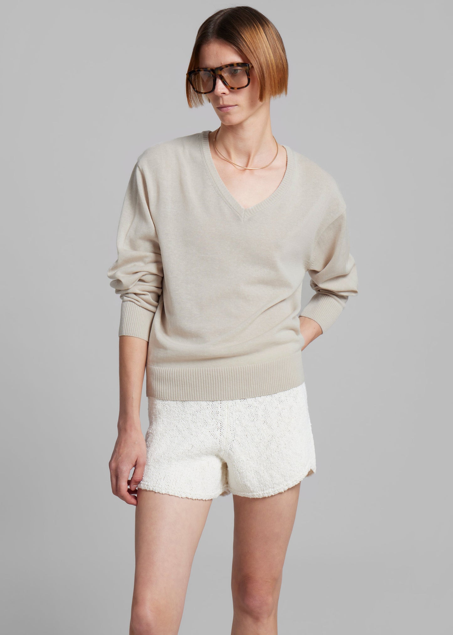 Eliora V Neck Sweater - Beige