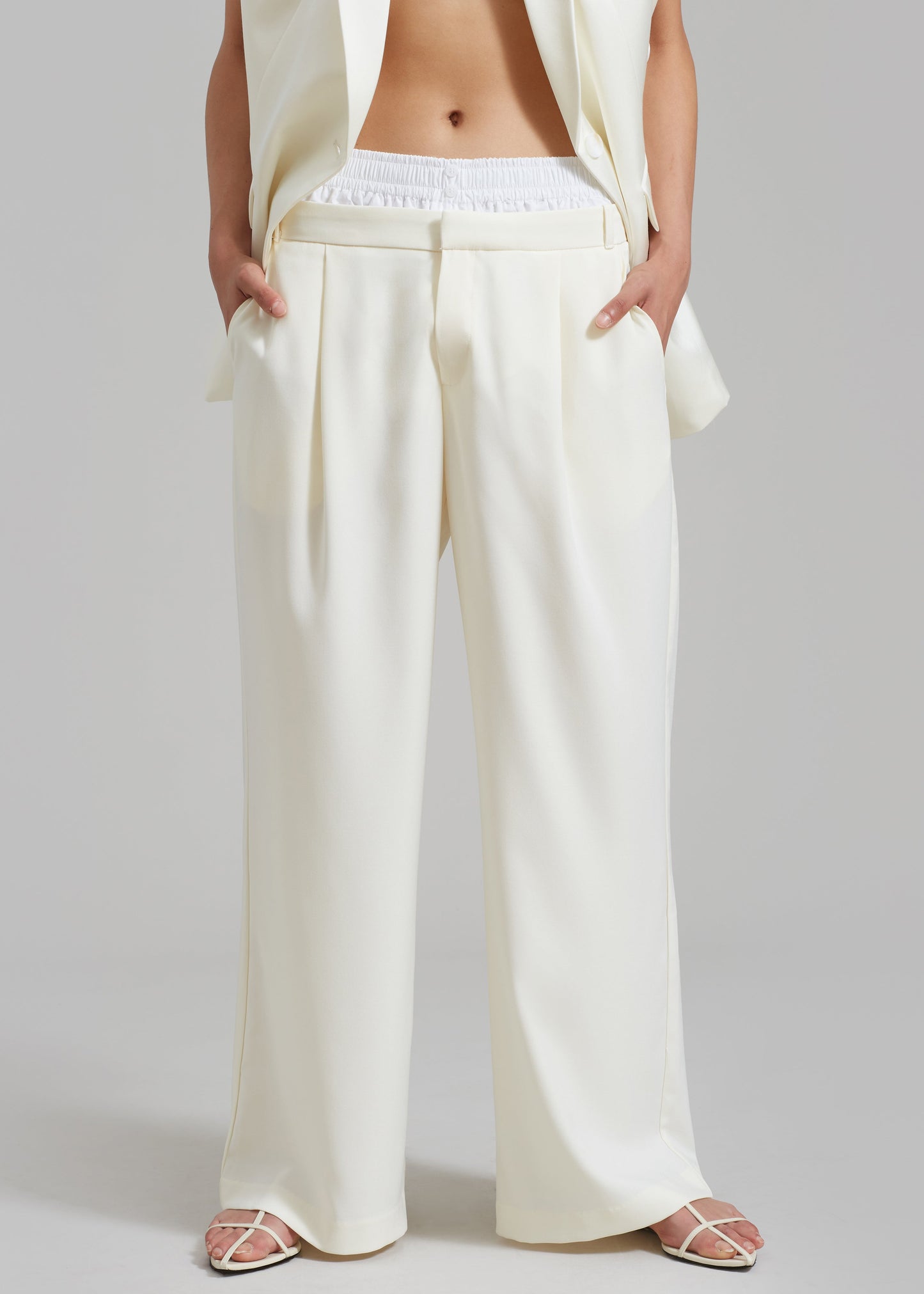 Ellie Darted Boxer Trousers - Cream