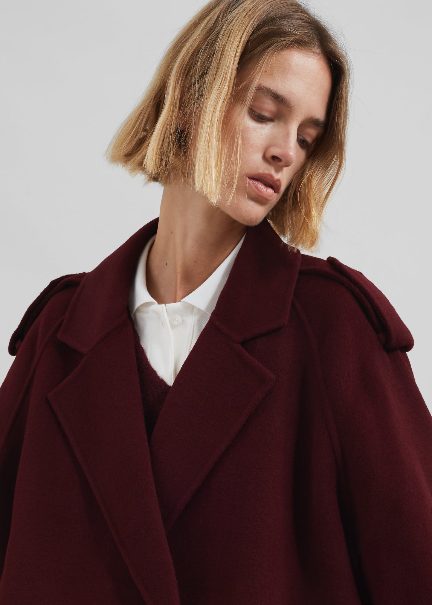 Elys Short Wool Trench - Burgundy