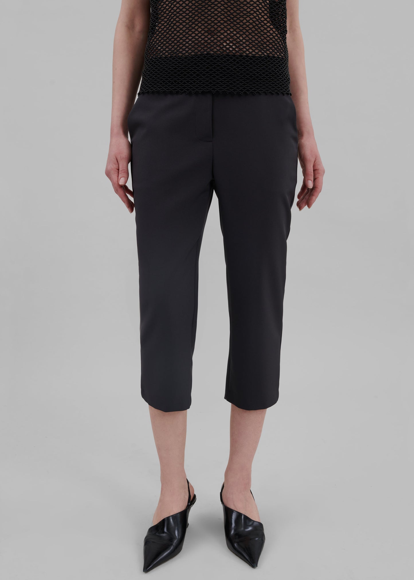 Emersyn Capri Pants - Black