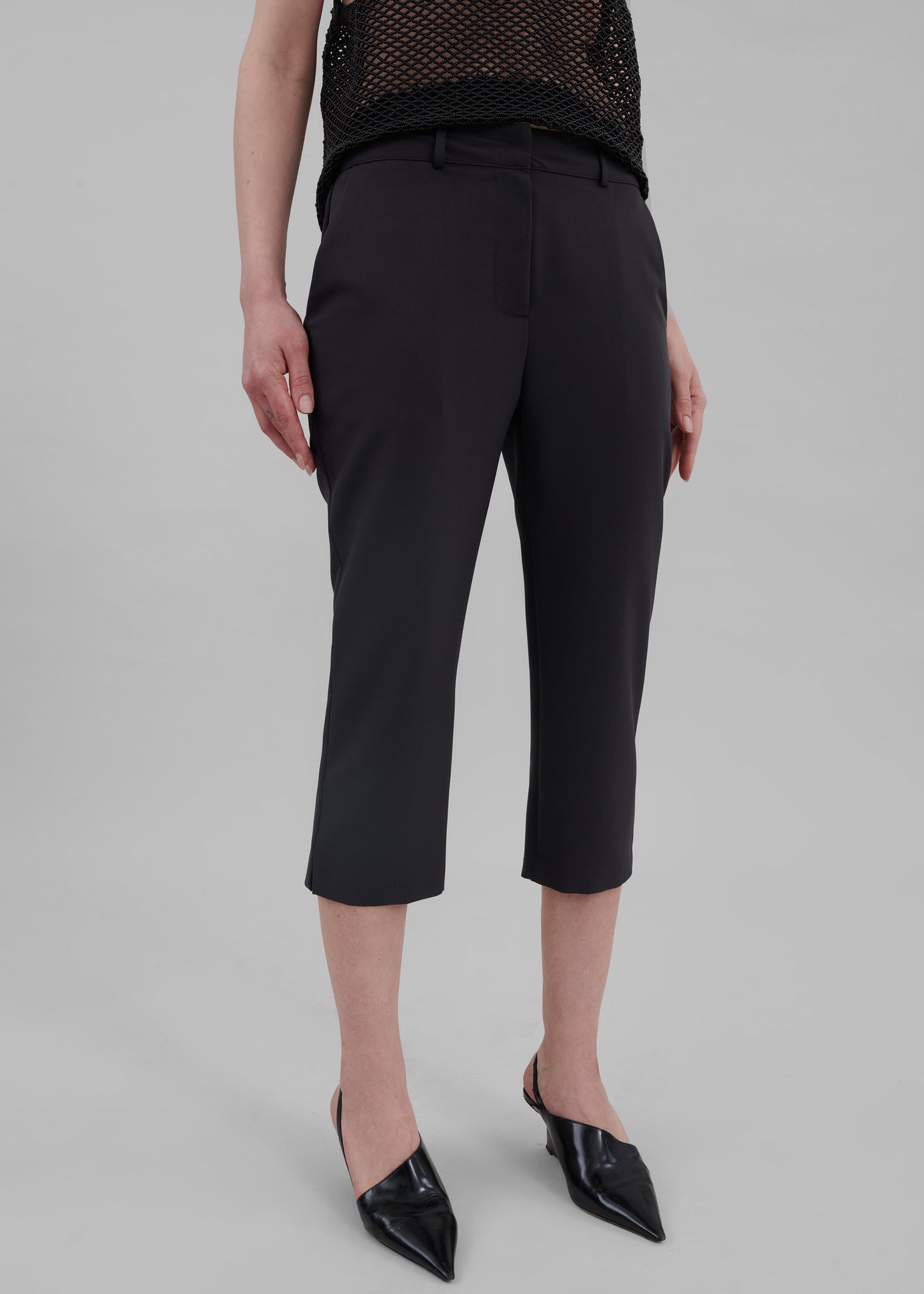 Emersyn Capri Pants - Black