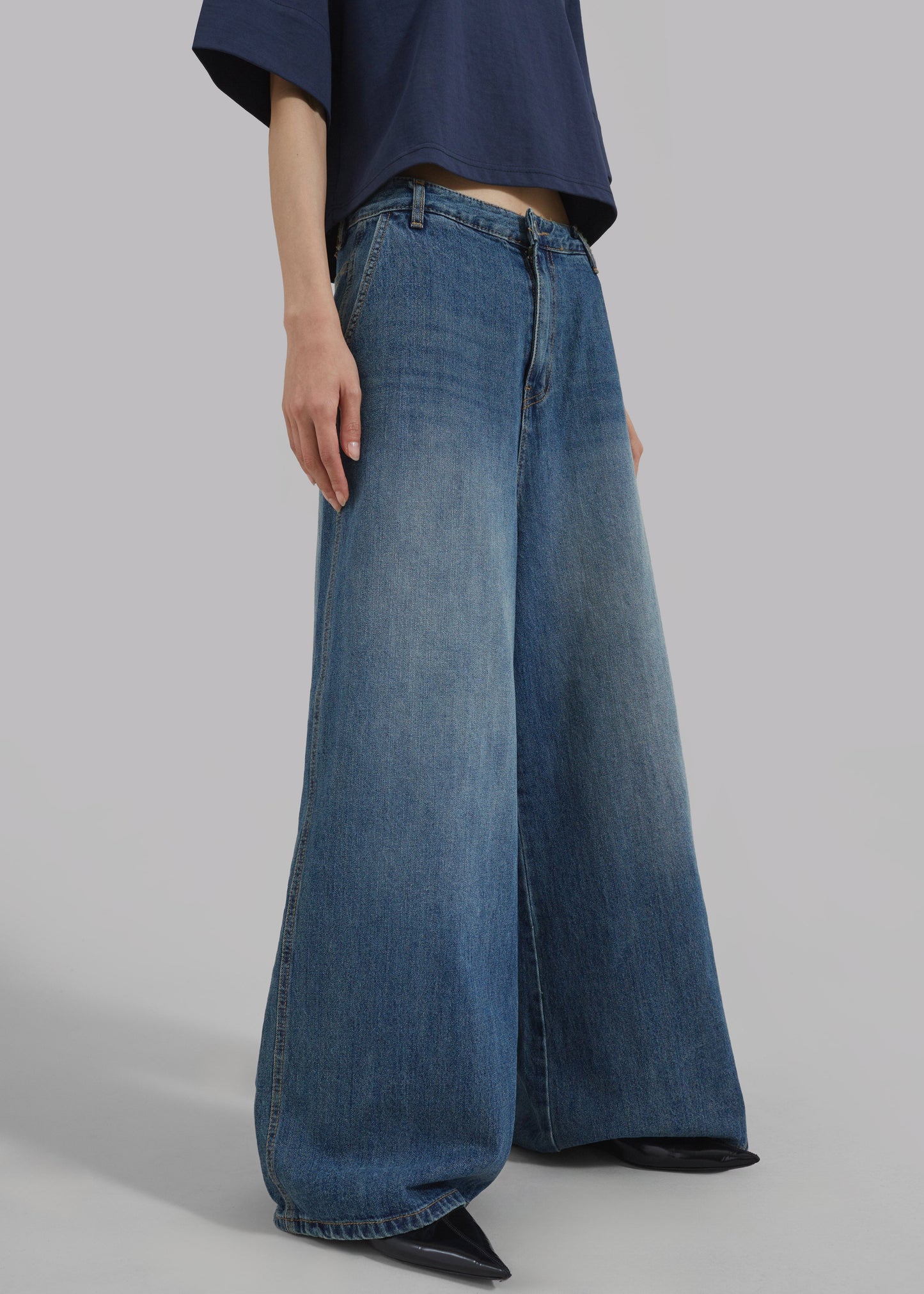 Eve Wide Leg Jeans - Medium Wash