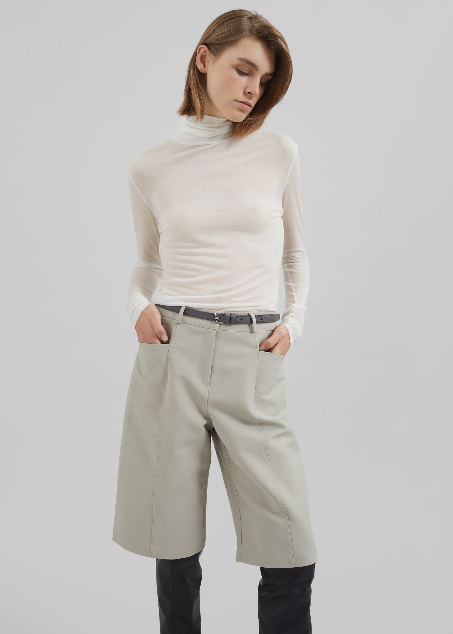 Evren Sheer Turtleneck - White