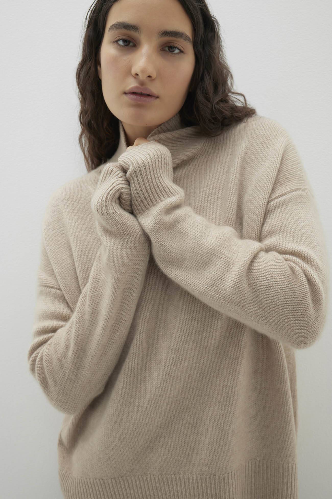 JOSLYN TURTLENECK CASHMERE SWEATER