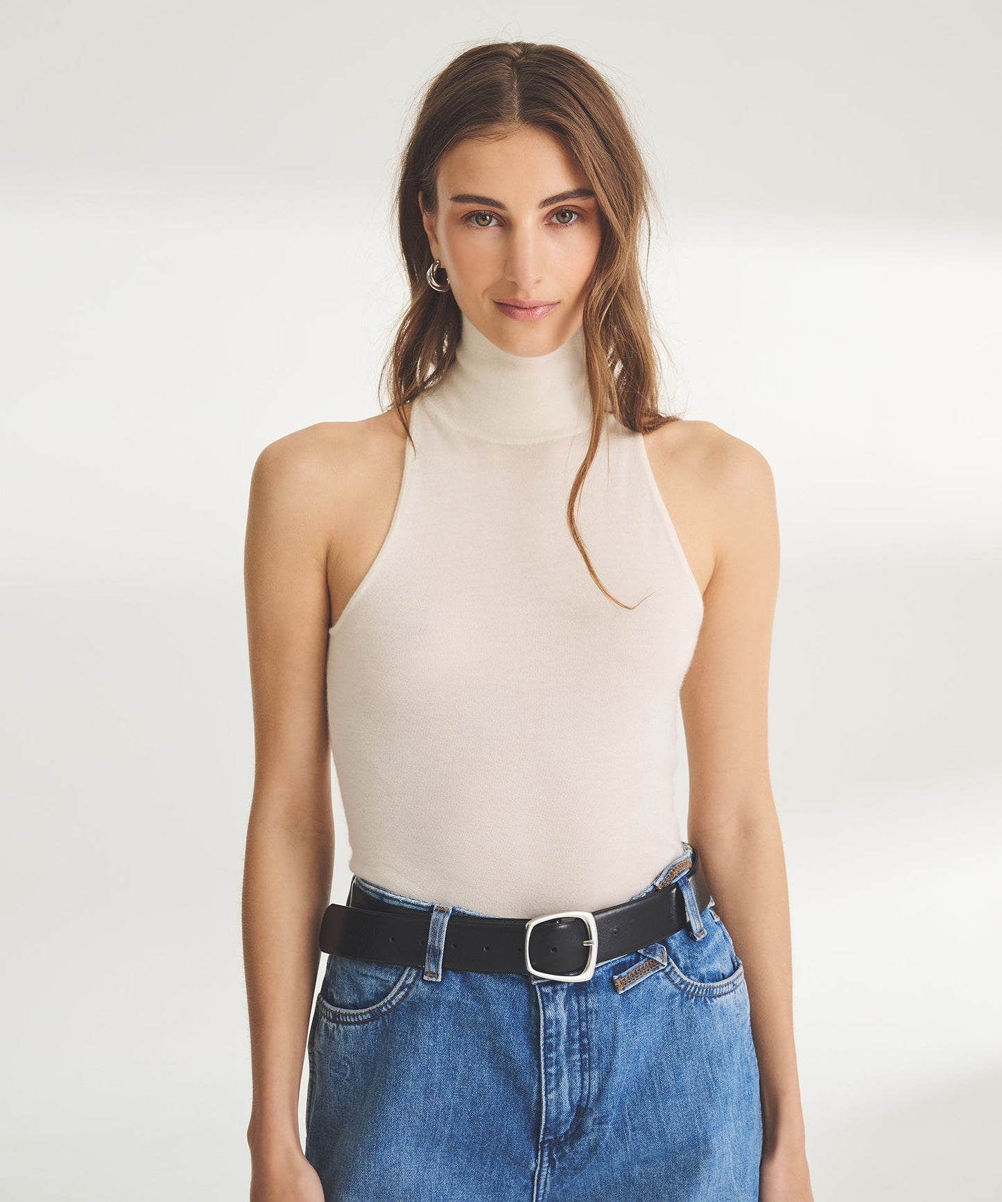 Fancy Cashmere Sleeveless Turtleneck