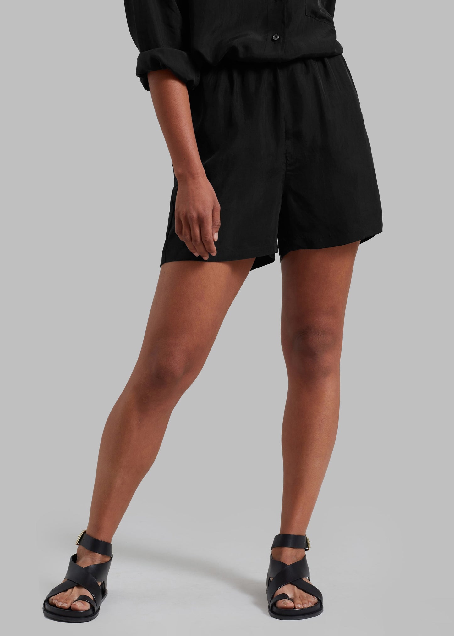 Haneul Shorts - Black