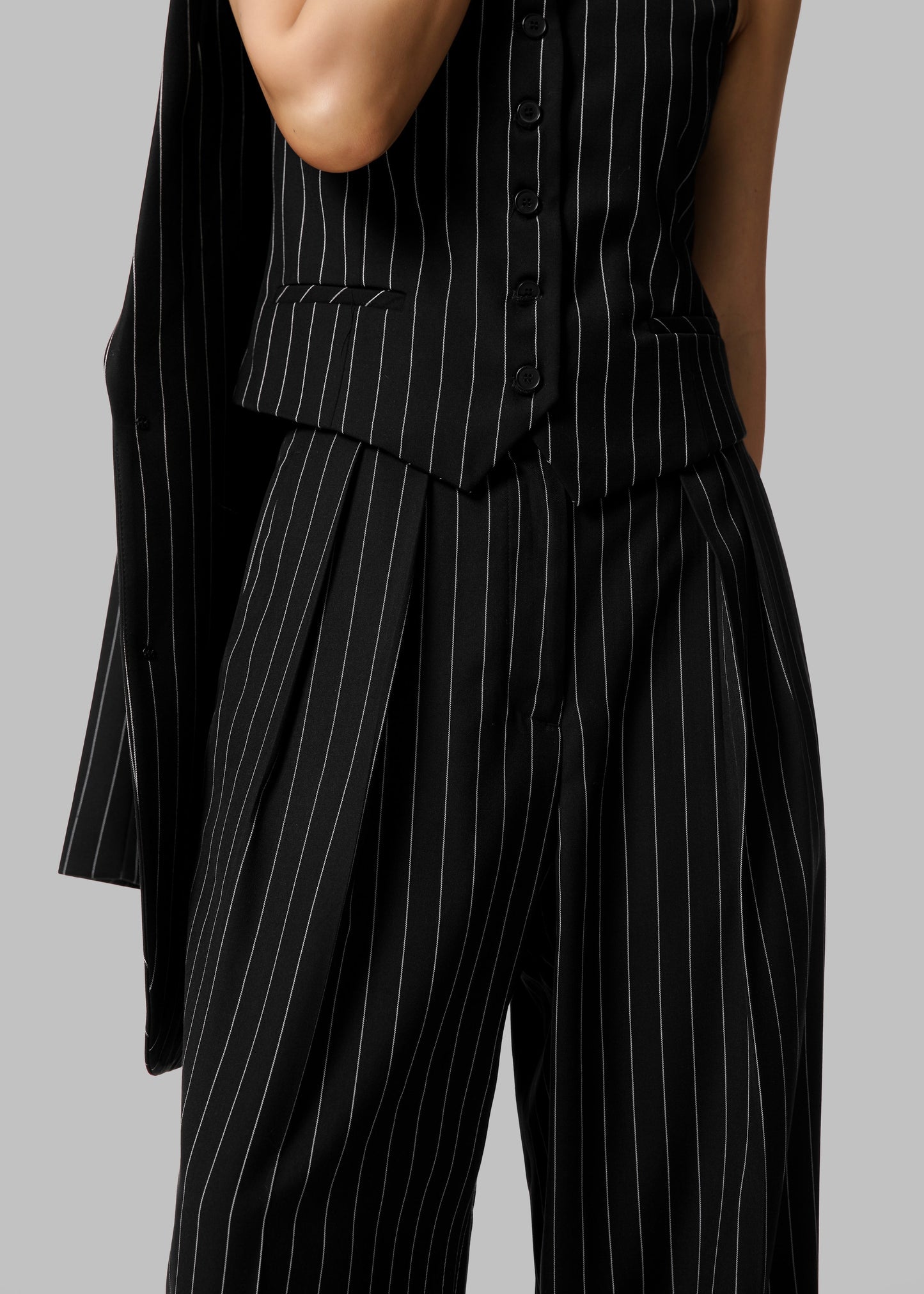 Holland Pleated Trousers - Black/White Pinstripe