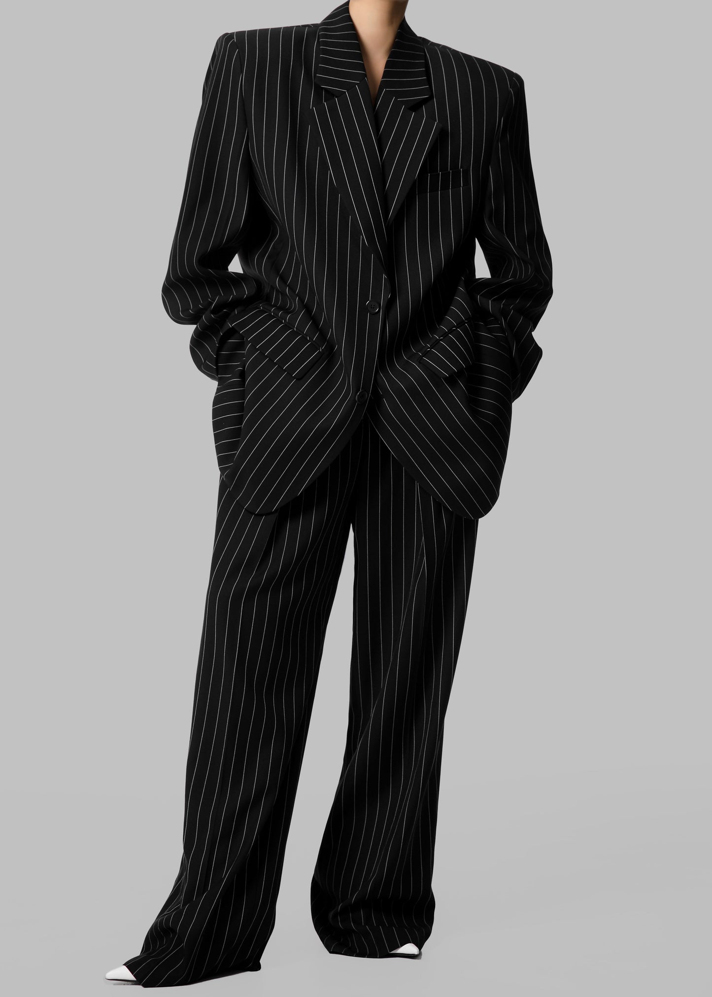 Holland Pleated Trousers - Black/White Pinstripe