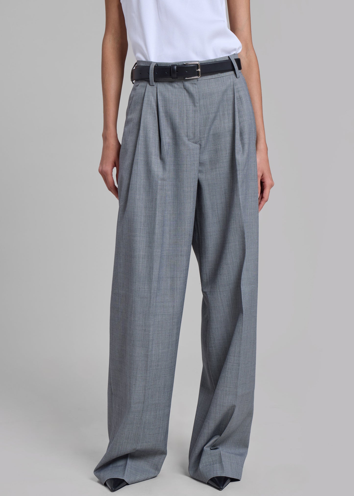 Jorae Pleated Trousers - Grey