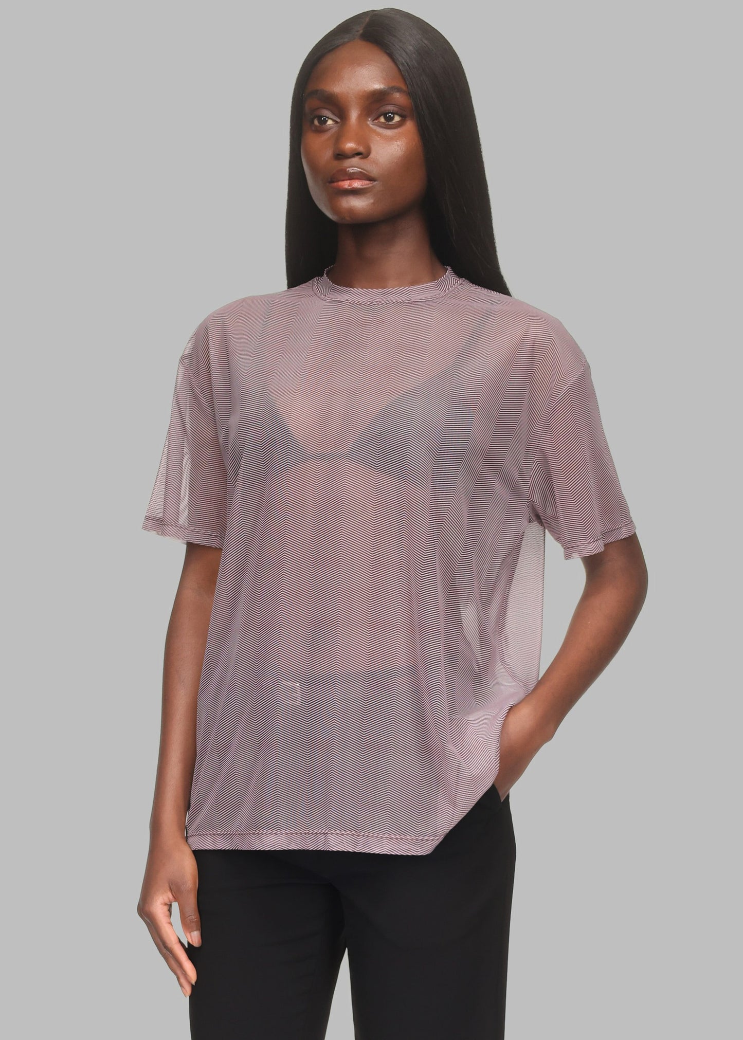 Joyce Mesh Tee x Barbie™ - Burgundy