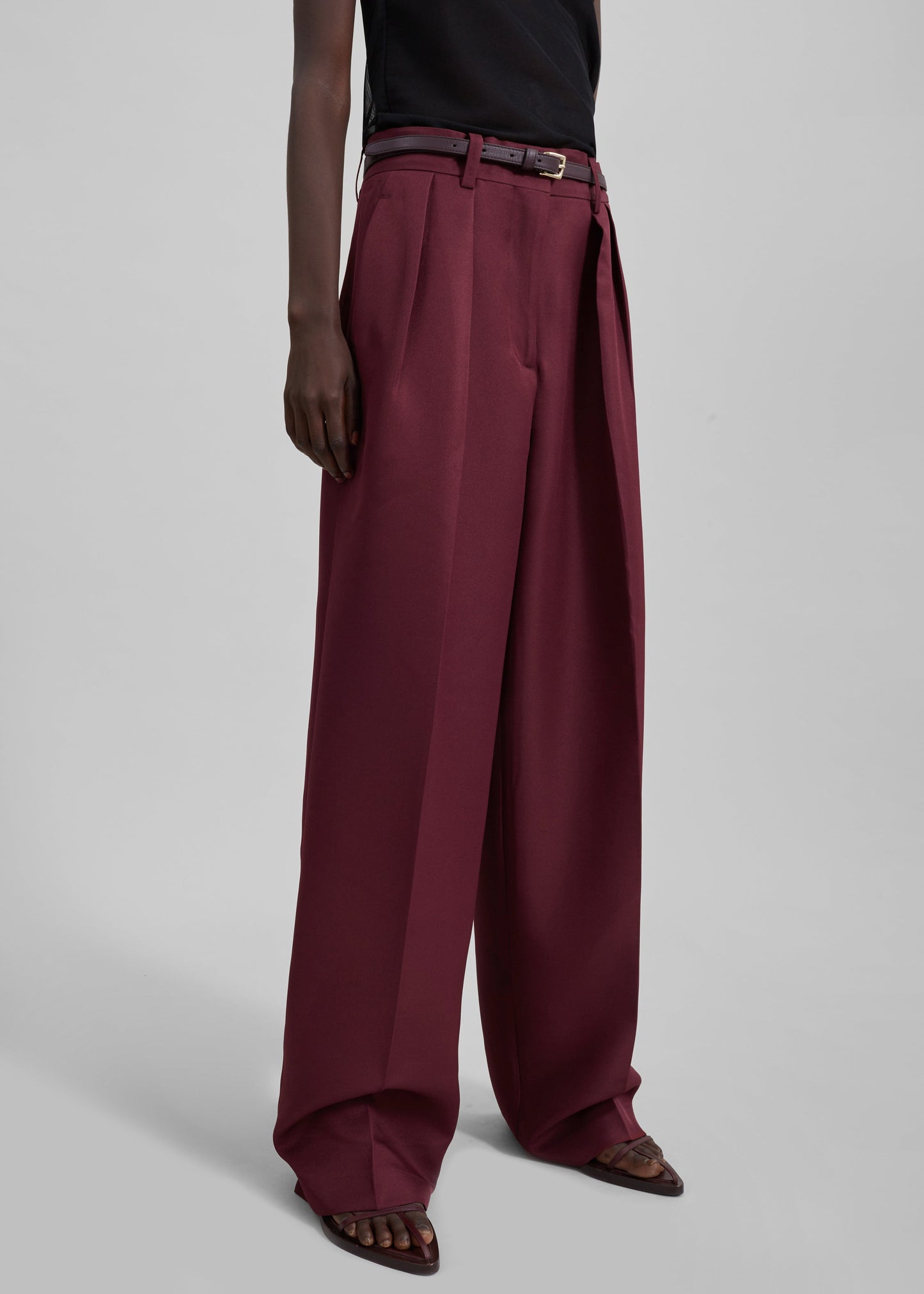 Tansy Pleated Trousers - Burgundy