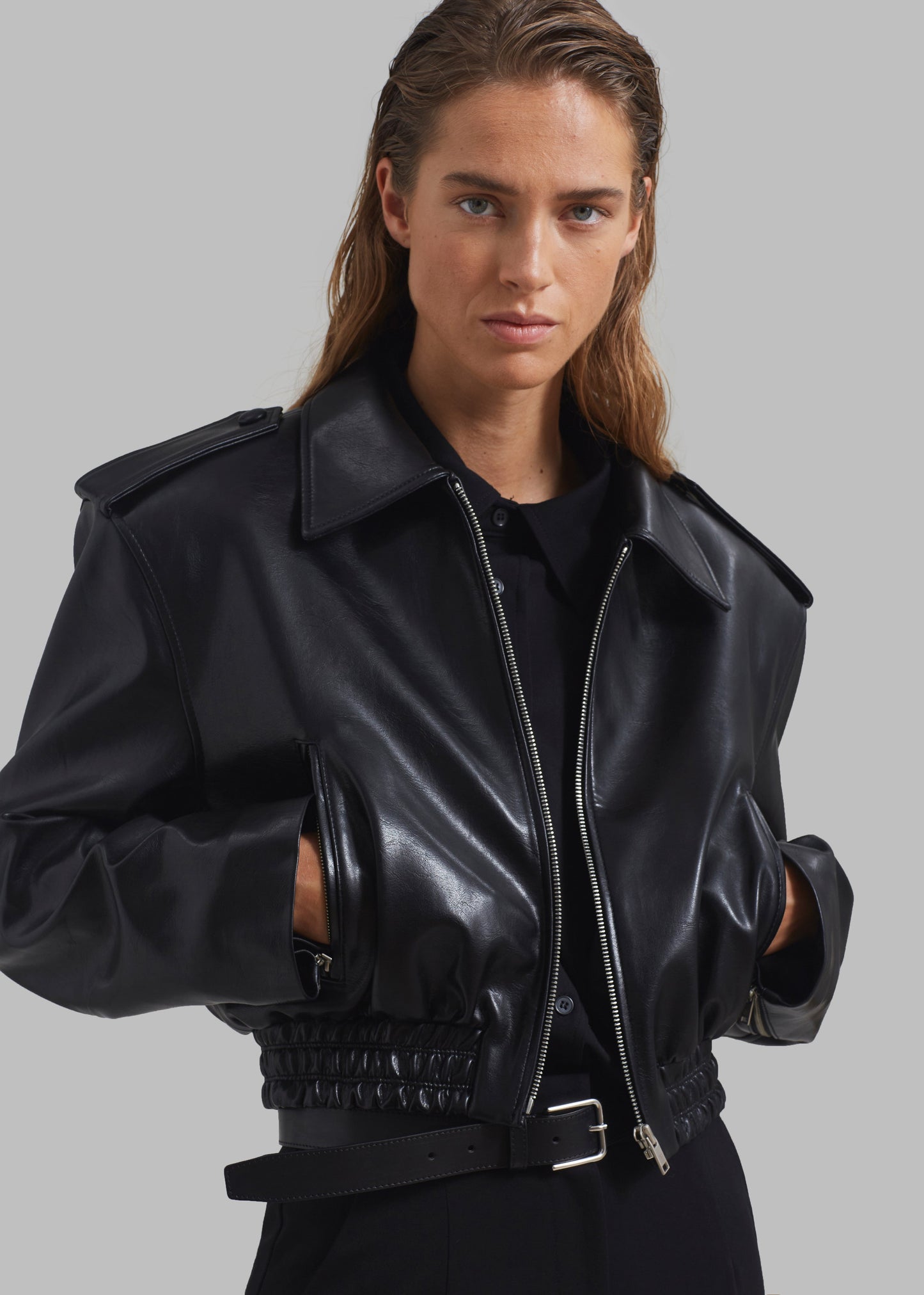 Kaia Cropped Bomber - Black