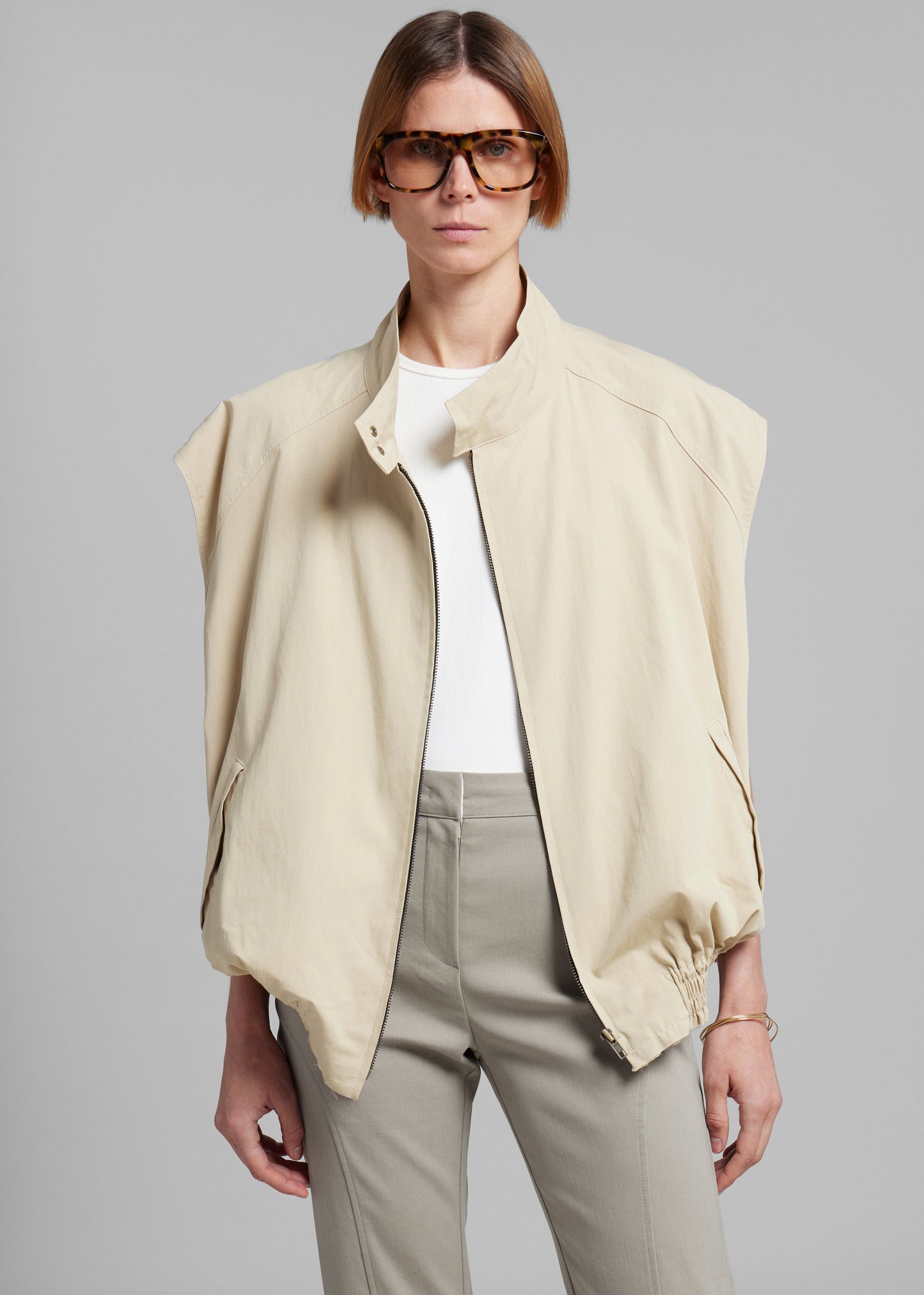 Lance Sleeveless Bomber Jacket - Beige