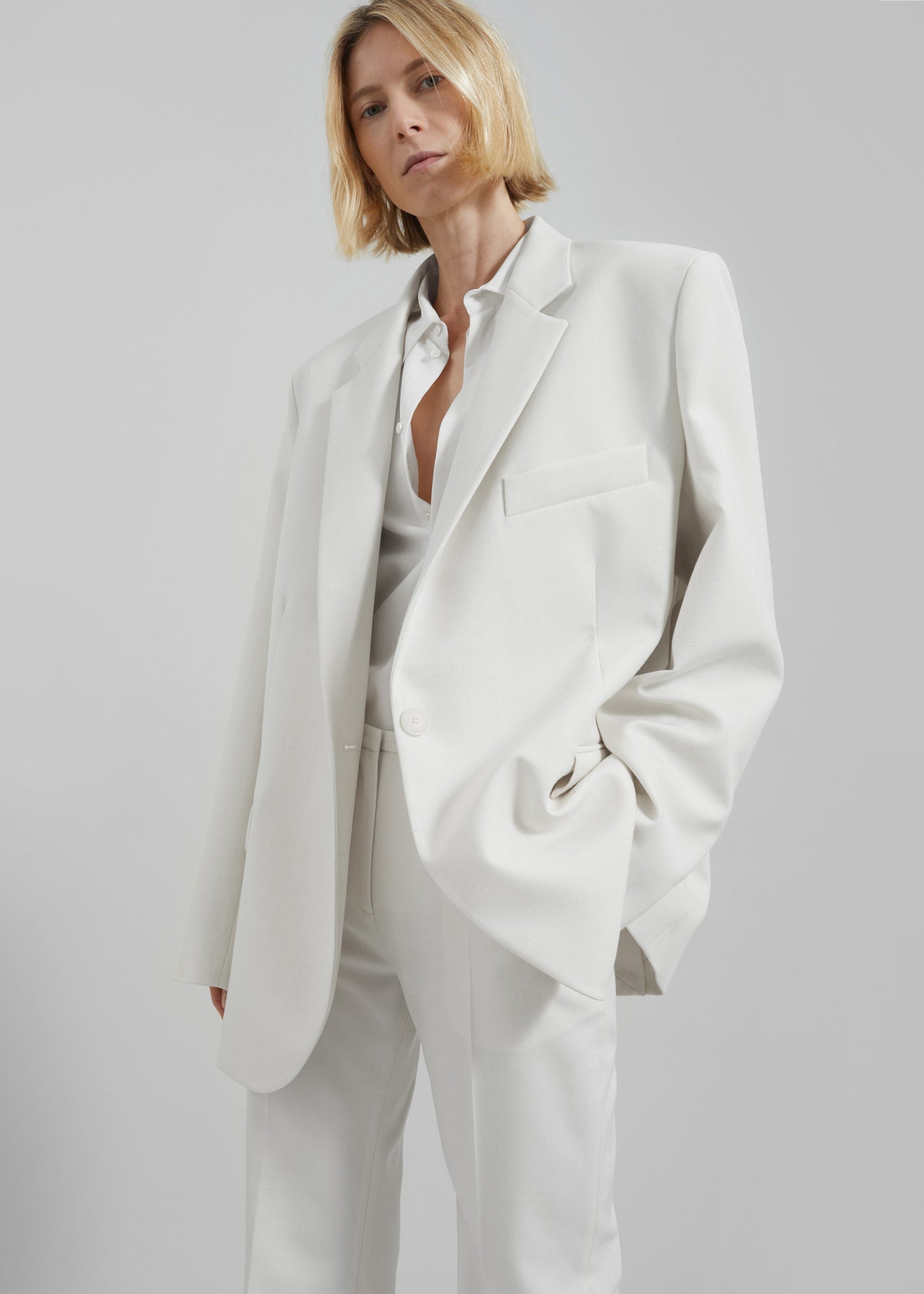 Lyra Oversized Blazer - White