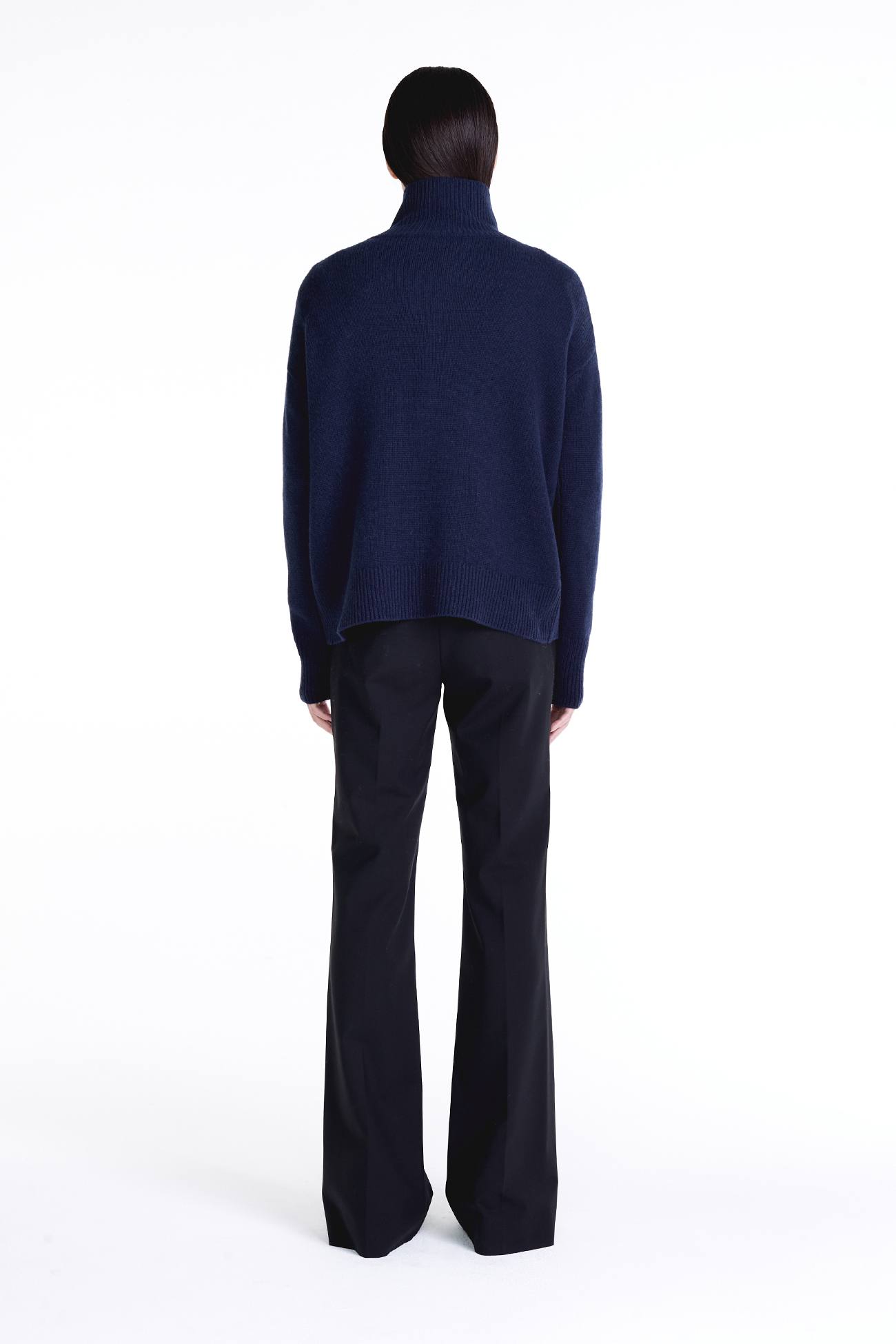 JOSLYN TURTLENECK CASHMERE SWEATER