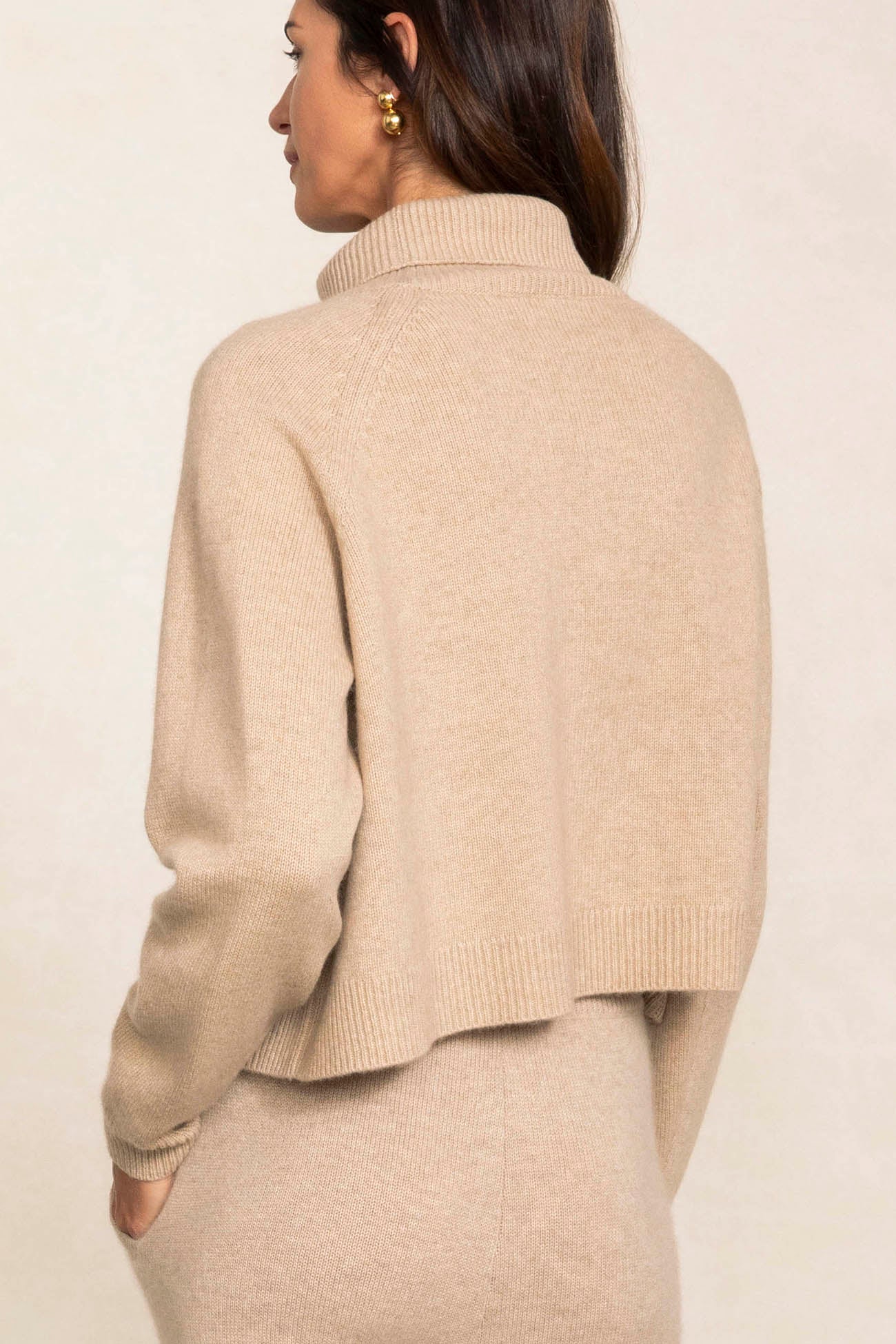 NOELLE TURTLENECK CASHMERE SWEATER