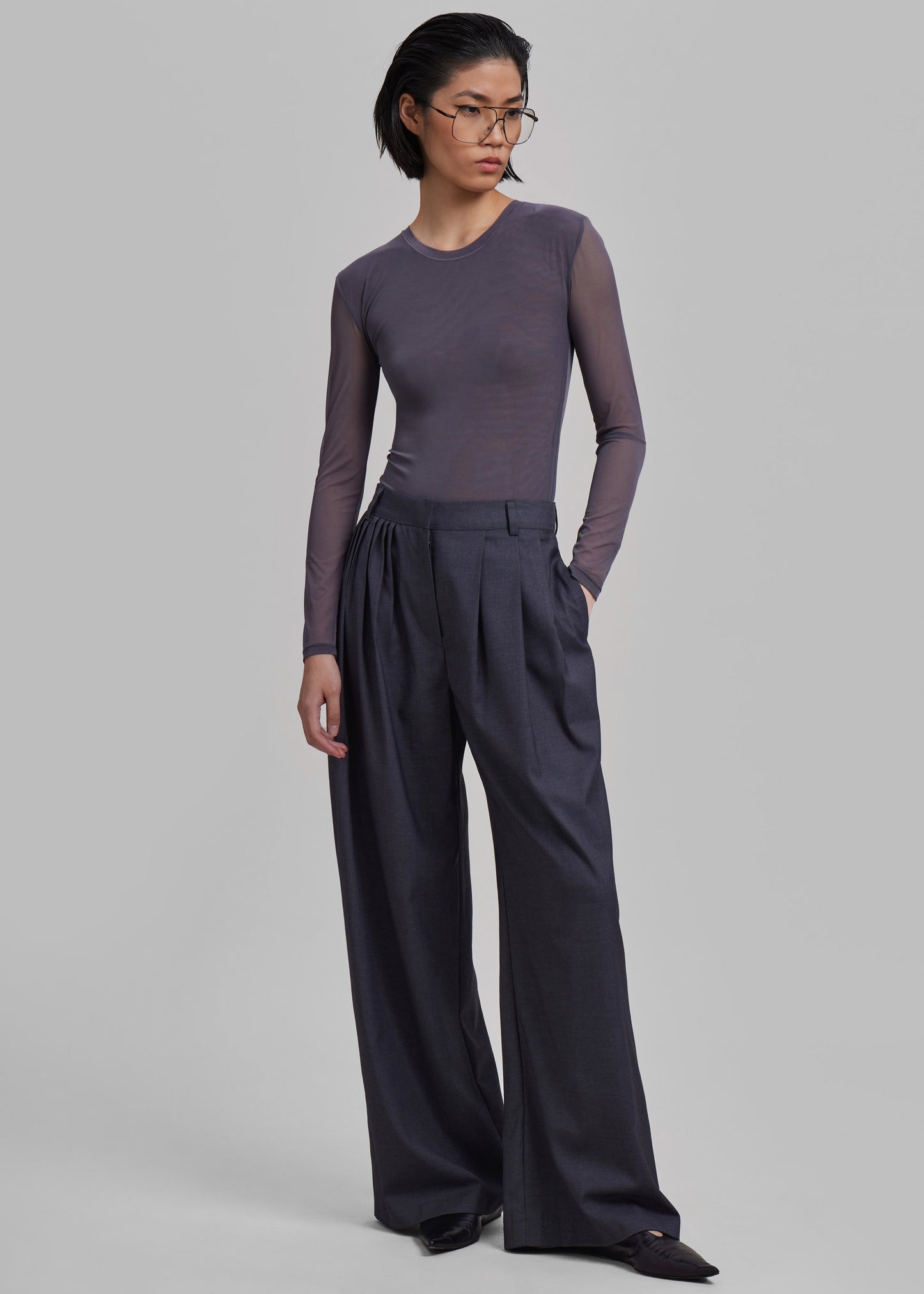 Nyla Pleated Pants - Charcoal