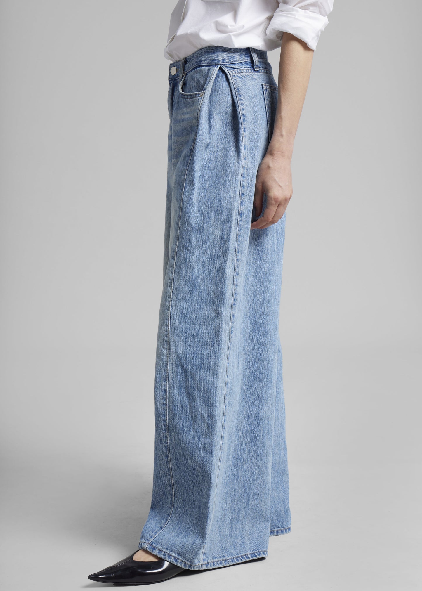 Oakley Wide Leg Jeans - Blue Wash