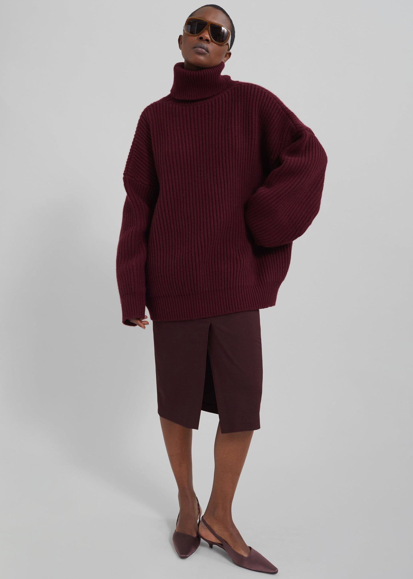 Olney Oversized Wool Turtleneck - Burgundy