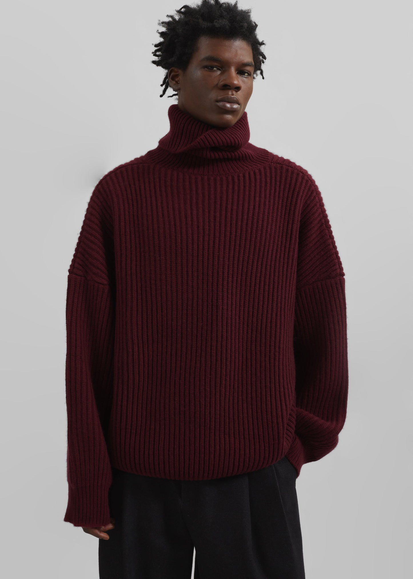 Olney Oversized Wool Turtleneck - Burgundy