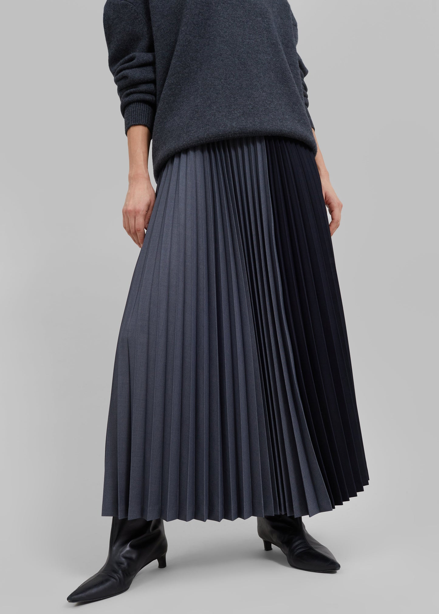 Orem Pleated Skirt - Charcoal