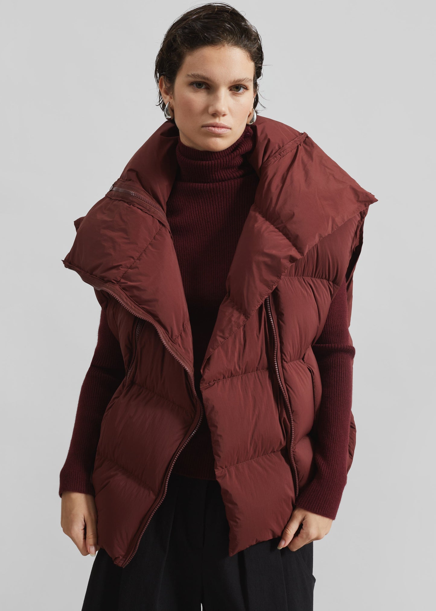 Otley Sleeveless Puffer Vest - Burgundy